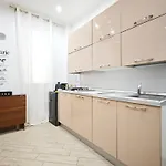 La Casa Di Chloe Couette-café Bari