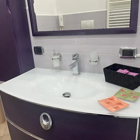 La Casa Di Clhoe فندق مبيت وإفطار