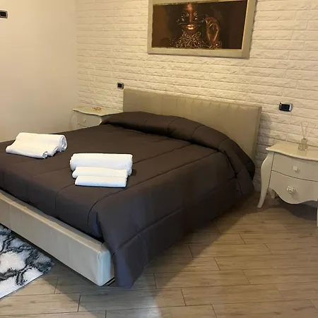 Oda ve Kahvaltı La Casa Di Clhoe Bari