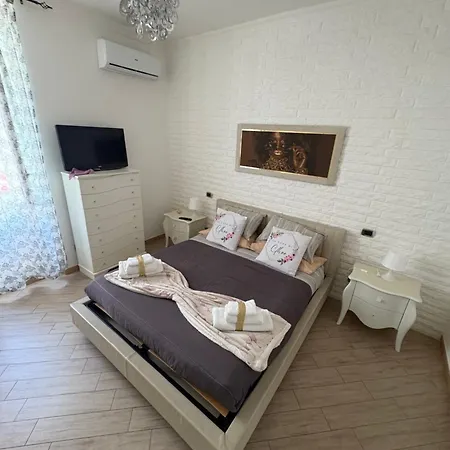 La Casa Di Clhoe バーリ