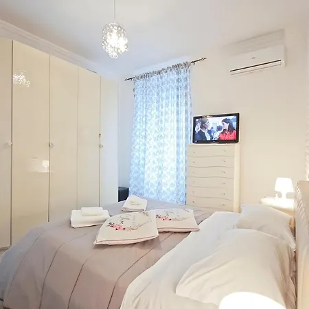 La Casa Di Chloe 3* باري